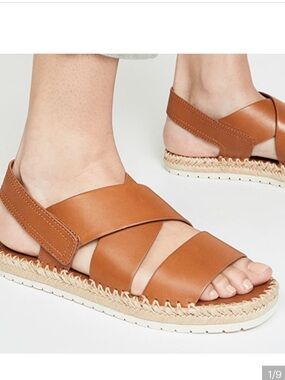 VINCE “Tenison” Leather Sandals